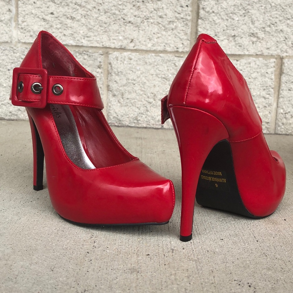 Red heels, size 6. Fredrick’s of Hollywood.